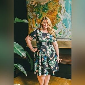 Eloquii Plus size 20 Floral pleated dress Womens